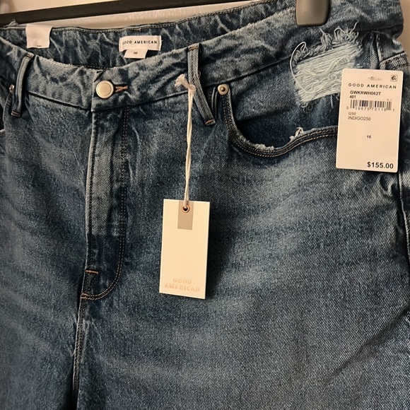 Good American The Weekender Indigo 250 - Picture 3 of 10